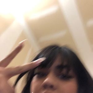 Meet your Posher, Alejandra